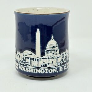 Silberne Washington D.C. City Embossed Coffee Mug 10oz Navy Blue